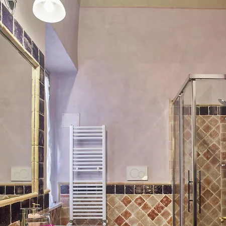 Scala 1746 招待所