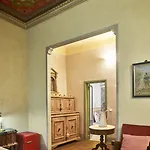 بيت ضيافة Scala 1746 3*